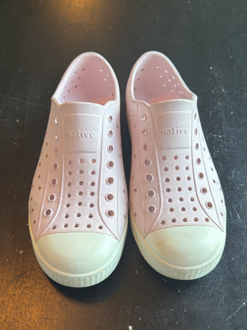 Native Kids Water Shoes Slip-On in Pale Pink